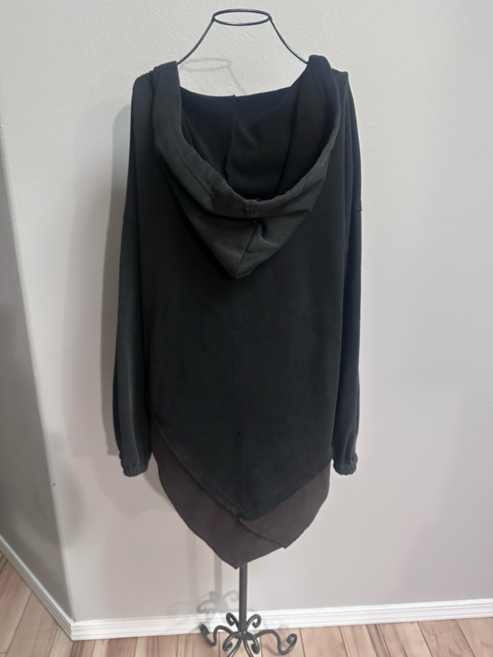 POL black with brown trim V-Neck Hoodie with Ruffle Hem - Picture 2 of 2